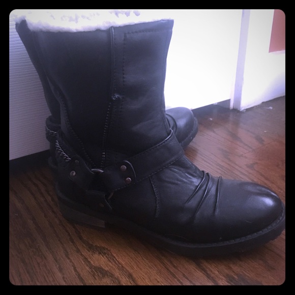 Motorcycle/biker ankle boots