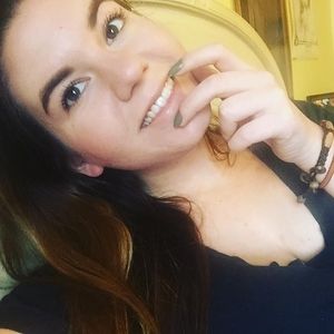 Meet your Posher, Ally