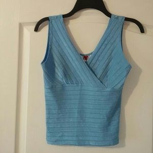 Body hugging tank top