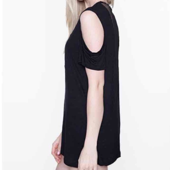 LF Cold Shoulder Top - Picture 2 of 3