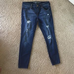 American Eagle Faded Dark- Wash Ripped jeans