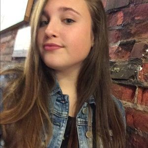 Meet your Posher, Skylar