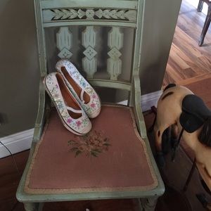 Omg so cute Rocket Dogs!