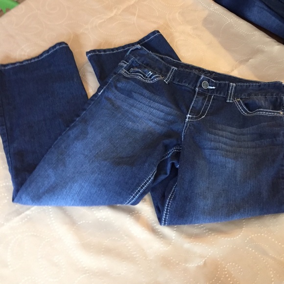 Maurices jeans size 9/10 x-short