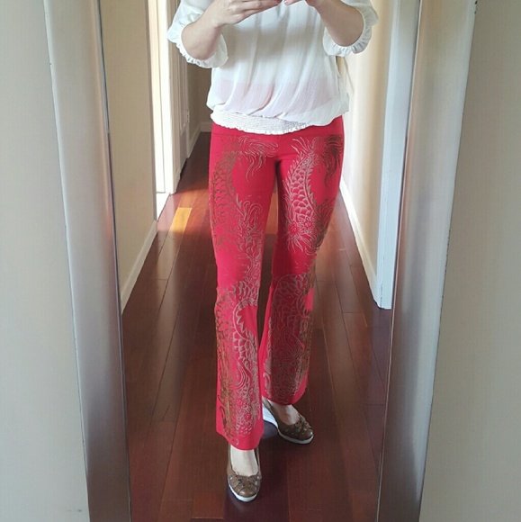Red flare pants with design - Picture 1 of 4