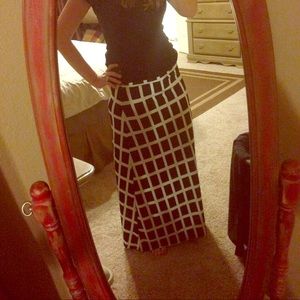 Long black and white skirt
