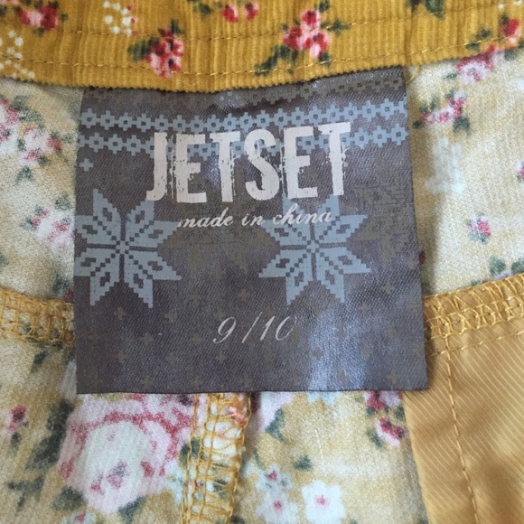 Floral corduroy shorts - Picture 2 of 3