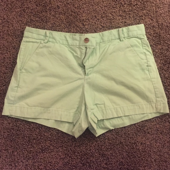 Green Gap Khaki shorts