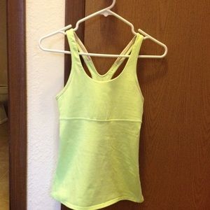 Lululemon sport tank .