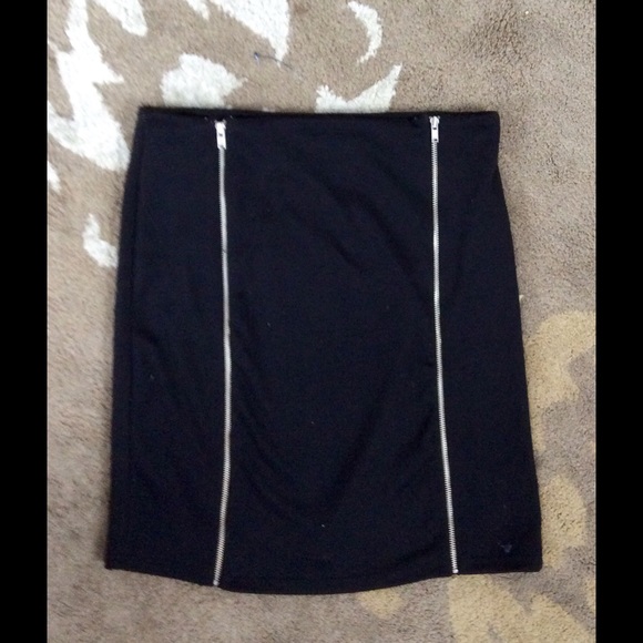 * SOLD * Charlotte Russe pencil skirt
