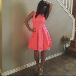Hot pink dress!