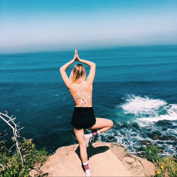 !! Meet Your Posher !! - Picture 1 of 1