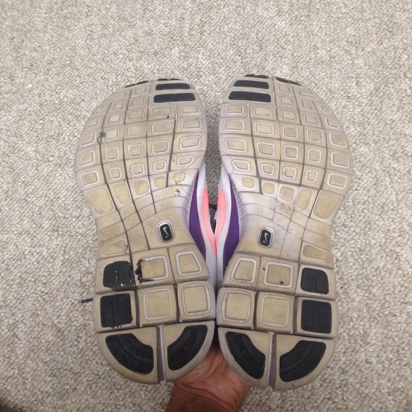 Nike Free Running sneakers size 5 - Picture 2 of 4