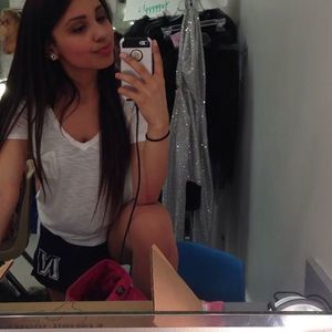 Meet your Posher, Sabrina