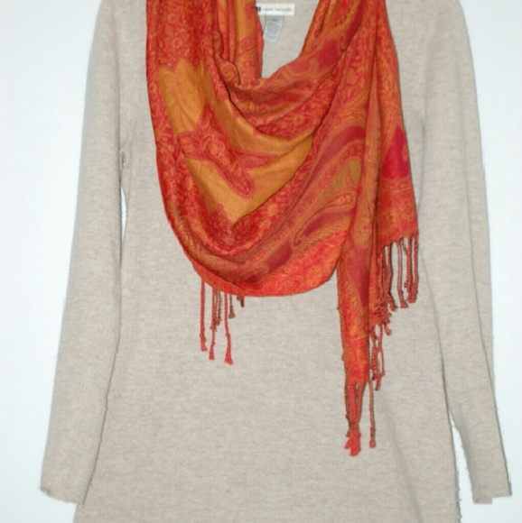 ☆SOLD☆ Valerie Bertinelli Beige Angora Sweater - Picture 1 of 3