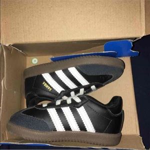 Toddler Adidas (Samba)