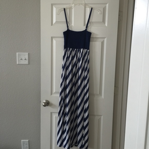 Maxi dress - blue & white