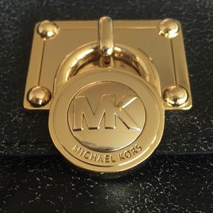 Michael Kors purse fits up to 31 inch waist