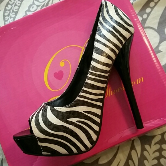 Zebra platform heels - Picture 2 of 3