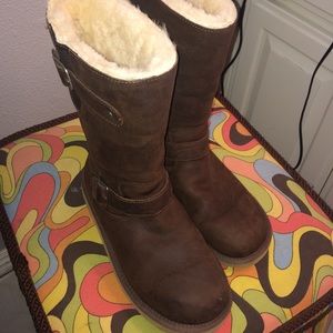 Brown leather combat boot uggs RARE