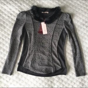 ⚡️sale⚡️Rabbit fur collared top