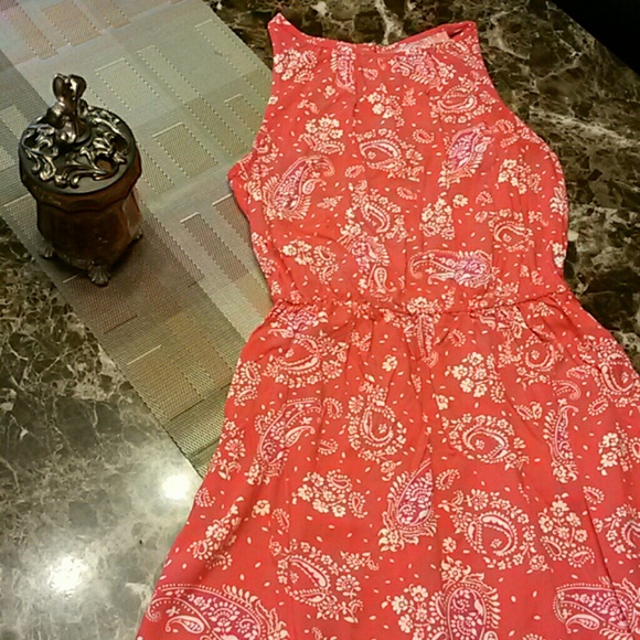 Old Navy Dresses & Skirts - Old navy spring time dress size small