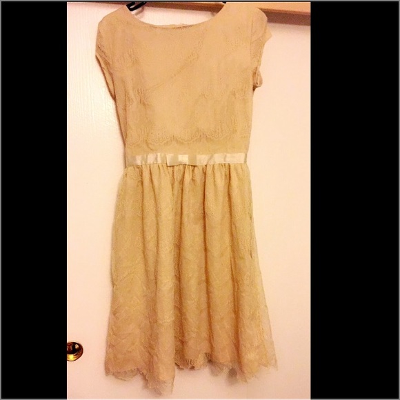 knee length, cream dress