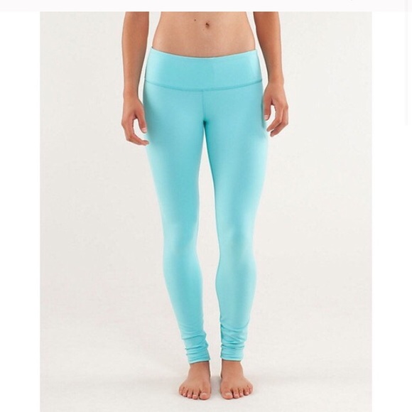 SOLD Lululemon angel blue wunder unders