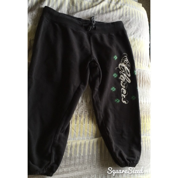 Black Capri Sweatpants!