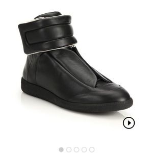 Meet your Posher, Harold