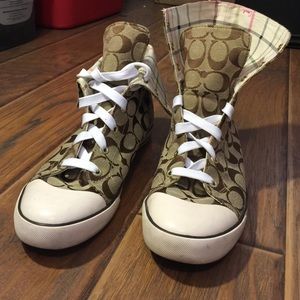 GREAT CONDITION COACH "Bonney" shoes 😍