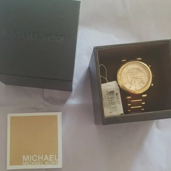 MK Michael Kors Rose Gold Watch