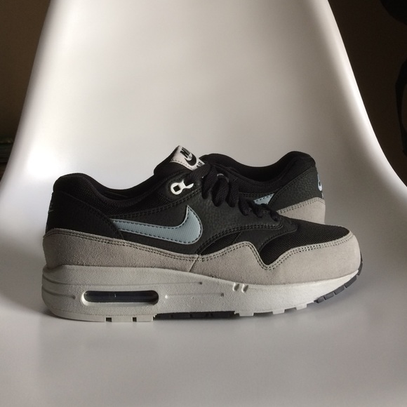 Air Max 1 - Grey/Black