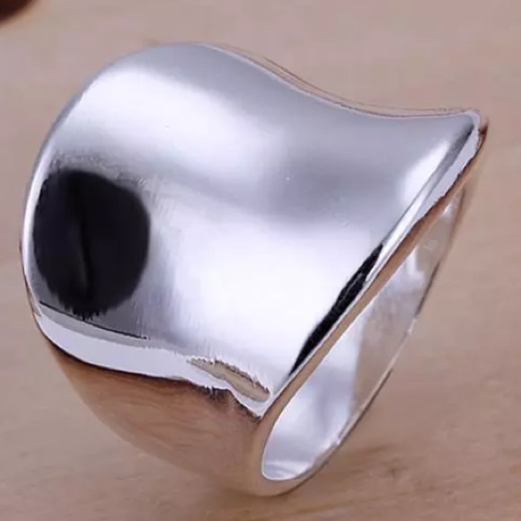Large silver classic Ring