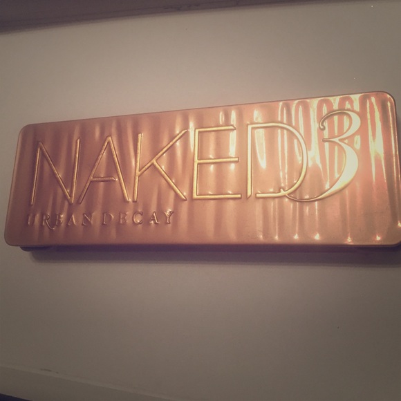 Naked 3 Urban Decay EyeShadow Palette
