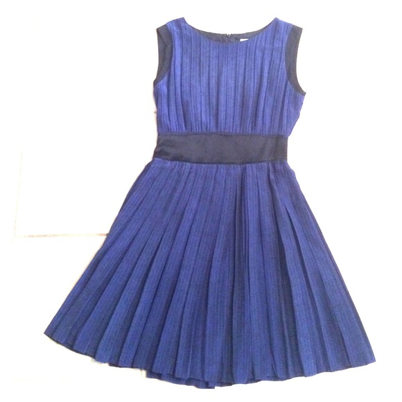 Rag and bone dress in navy blue with black accents