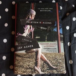 Th1rteen R3asons Why book
