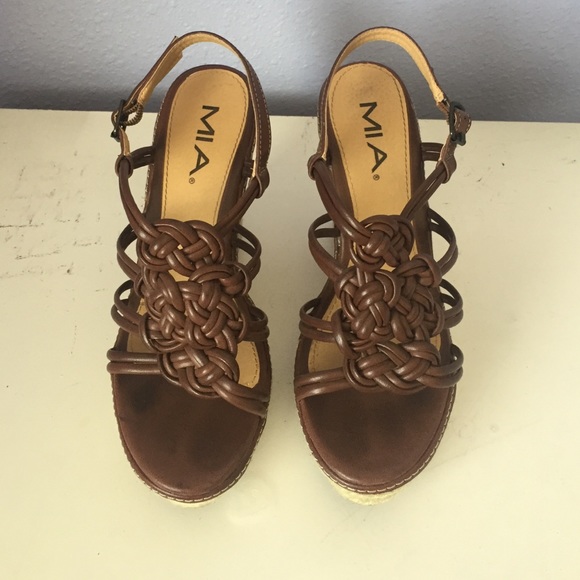 MIA Wedges! Size 8 1/2!