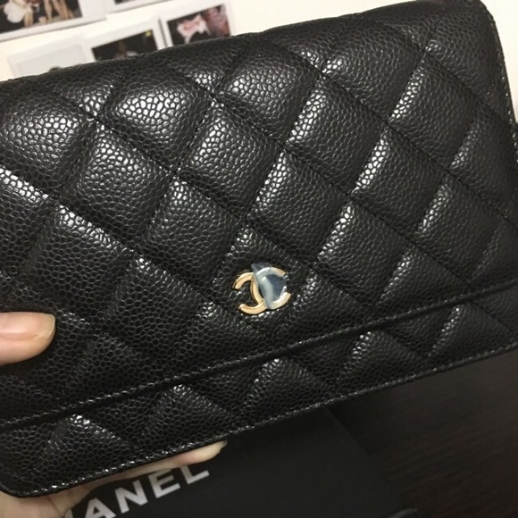 Chanel wallet on chain