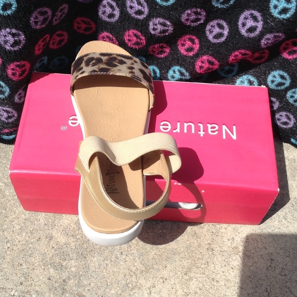 Sandals😍 - Picture 2 of 4