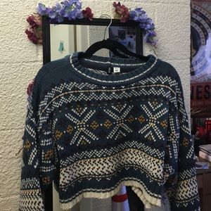 Crop sweater