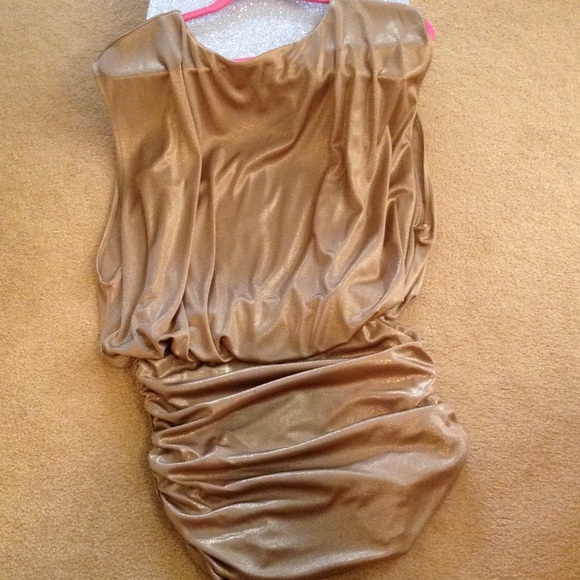 Dress - Picture 4 of 4