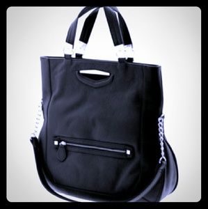 🎉Lowest Price🎉 Danielle Nicole Peyton Tote