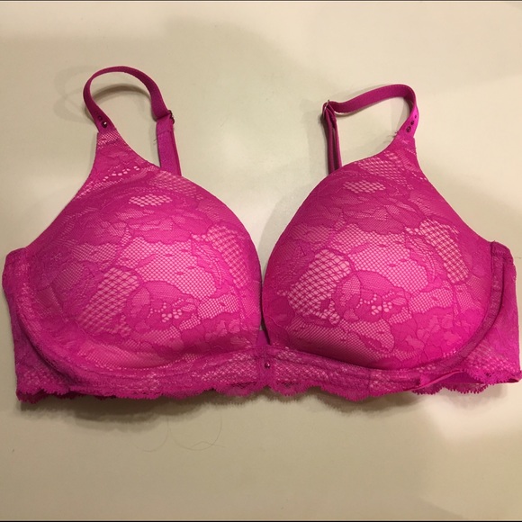 VS Bio Fit push up 34 D. Worn once just too small.