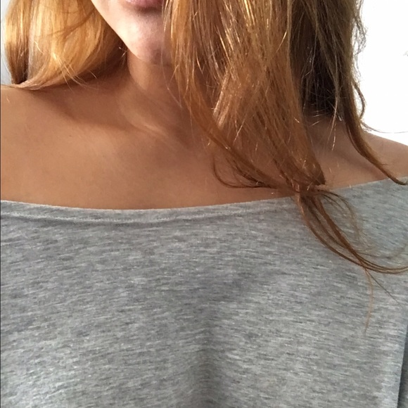 Off the shoulder mini dress - Picture 2 of 3