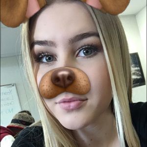 Meet your Posher, Ciera