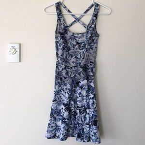 ❌ Spring/Summer Floral Dress