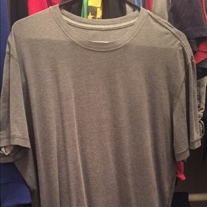 Lululemon basic tee