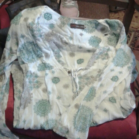 Cute boho Peasant top