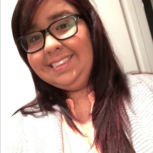 Meet your Posher, Andrea